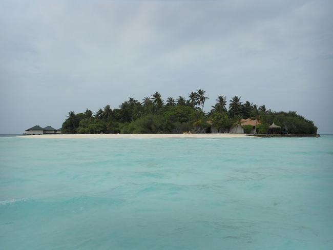 Embudu Village Maledivy
