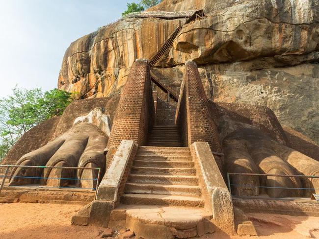 Skalní pevnost Sigiriya - vstup