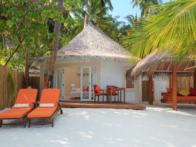 Sun Siyam Vilu Reef Maledivy - plážová vila deluxe