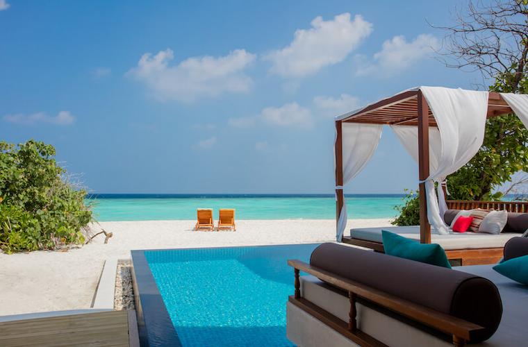Furaveri island resort - zájezdy Maledivy