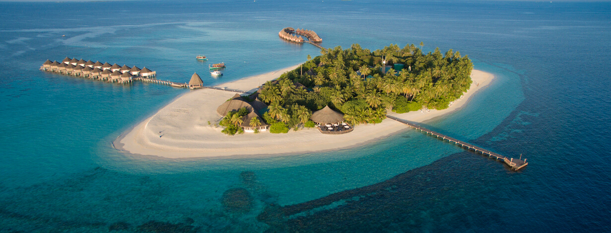Angaga island resort